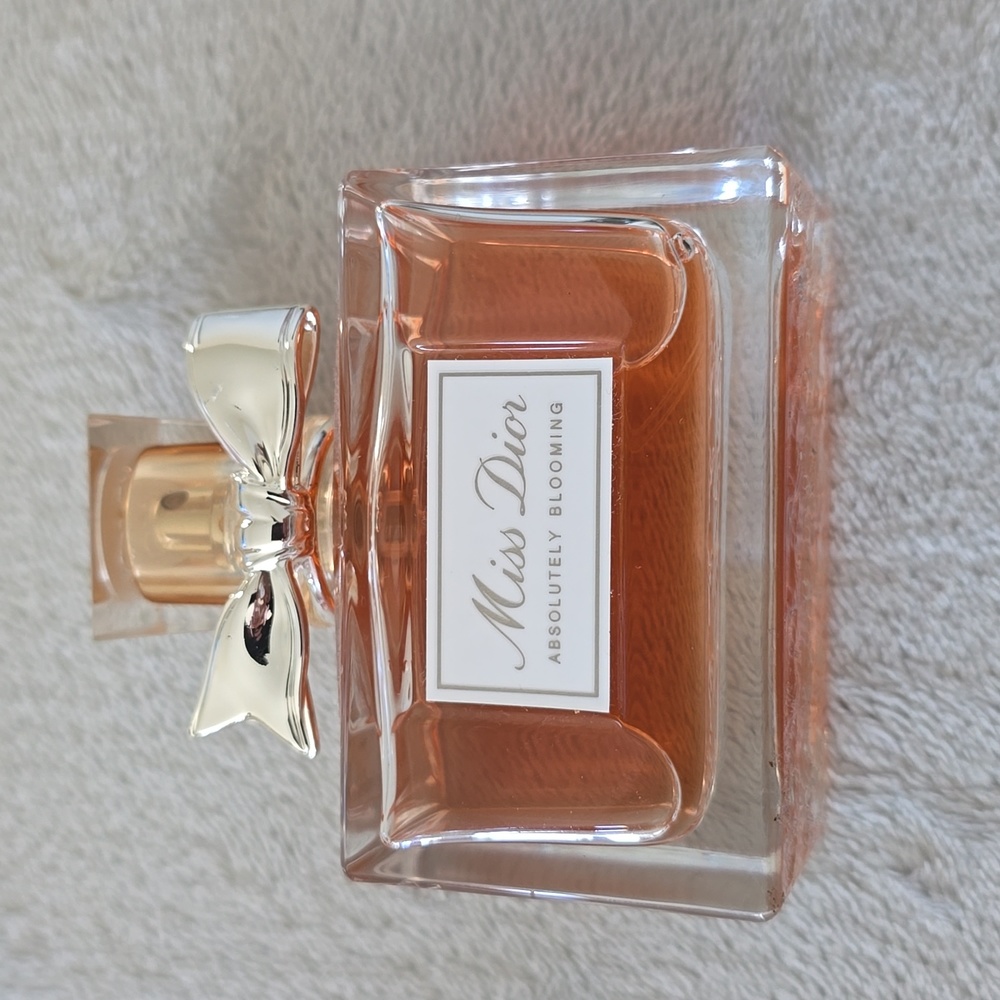 Miss Dior Absolutely Blooming Eau de Parfum